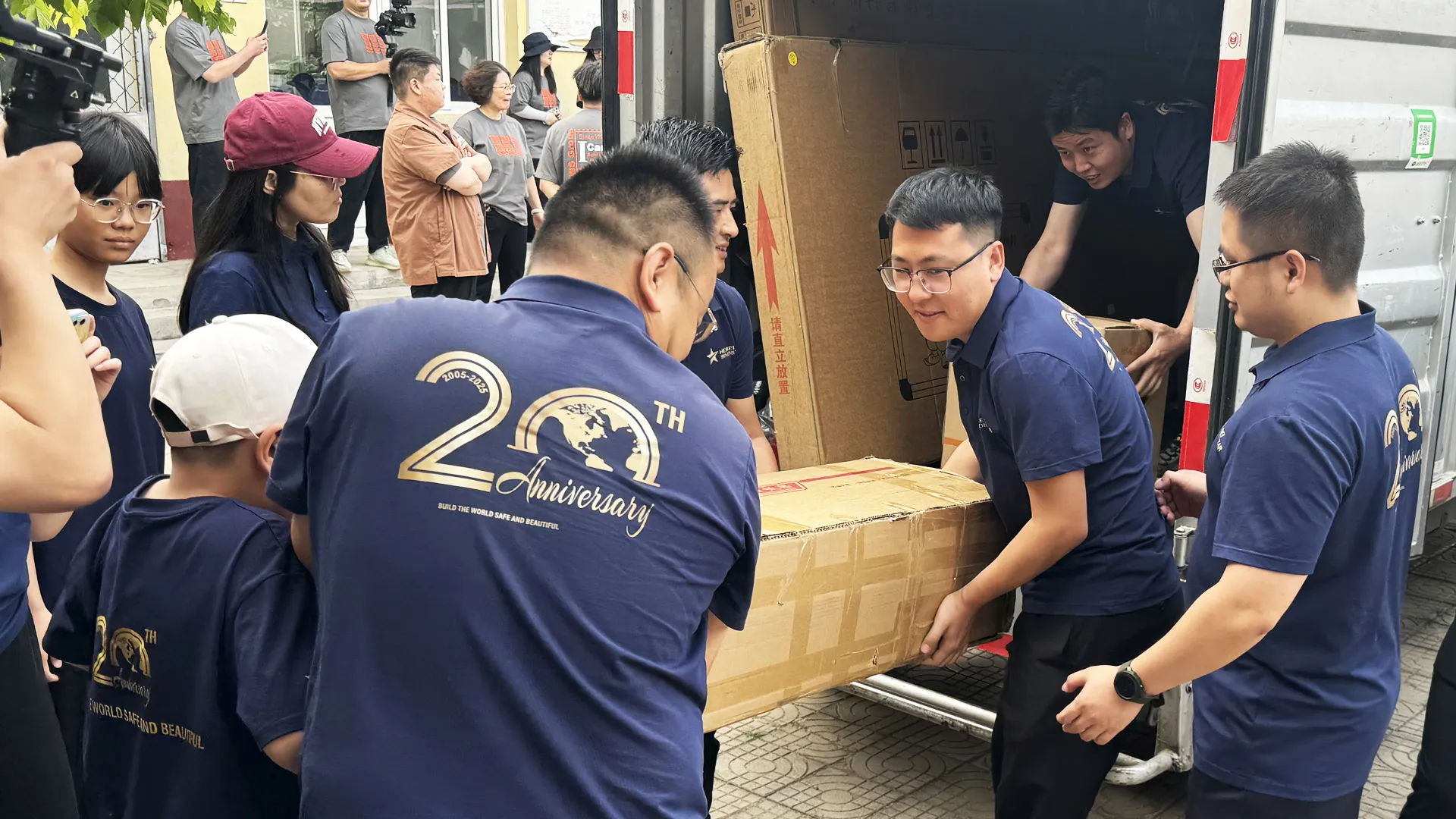 [Build Dreams] CBIES Joins hands with SINOSTAR Group for charity journey​