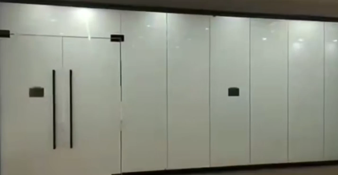 architecture model glass