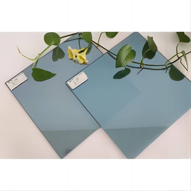 Exploring Different Varieties and Applications of Float Glass in Modern Industries