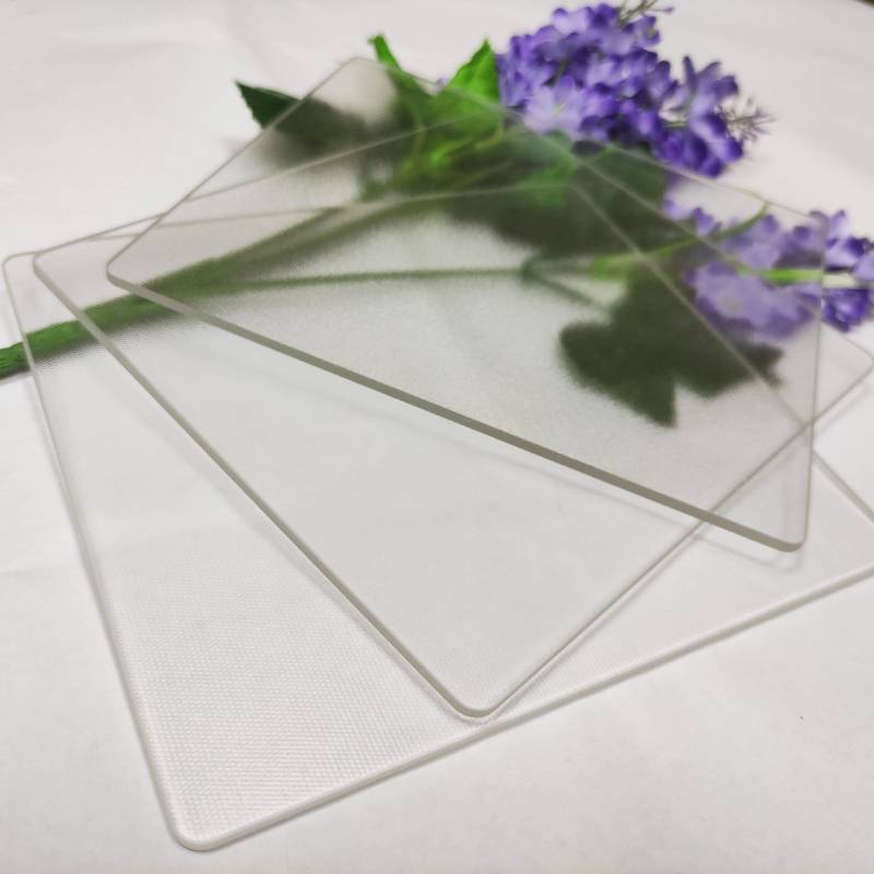 Mistlite Obscure Glass: Privacy, Light Diffusion & Decorative