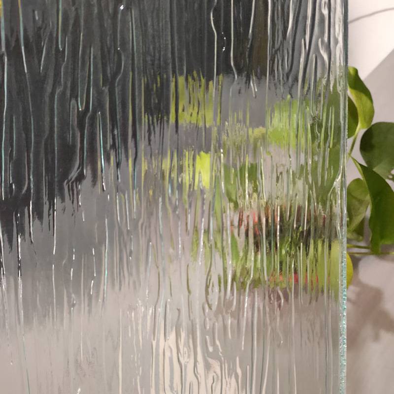 Úplně neprůhledné sklo a jeho využití v moderním designu Úplně neprůhledné sklo a jeho využití v moderním designu