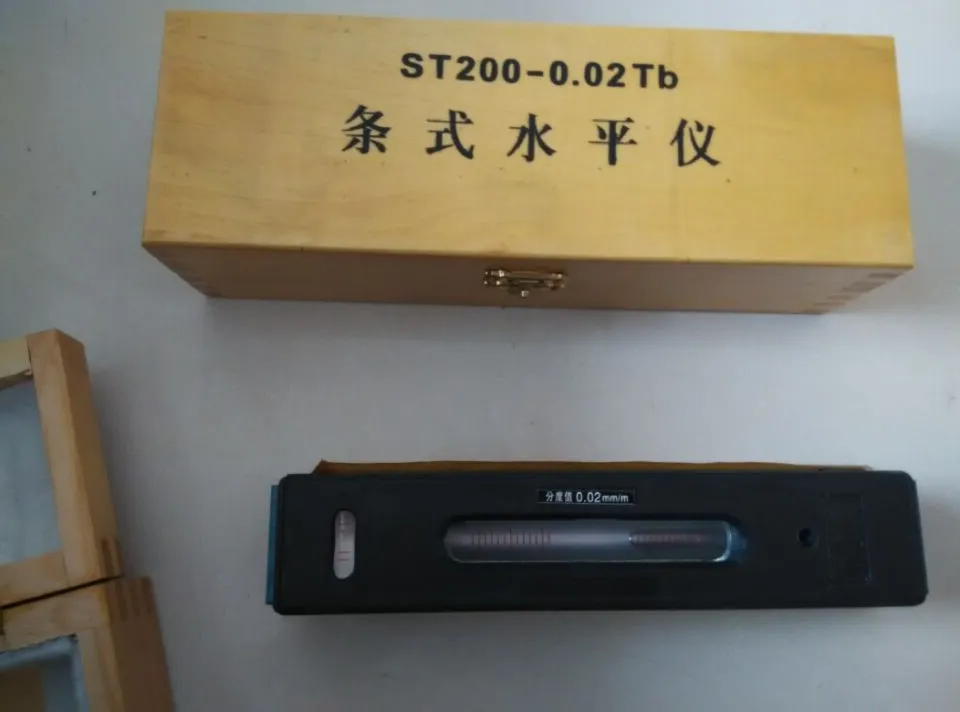 How to Calibrate a Precision Spirit Level for Accuracy​