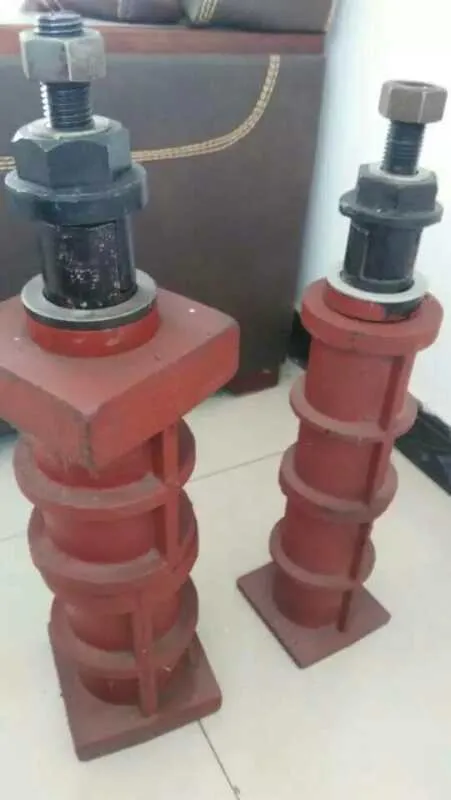 Ground anchor stabilizes embankments