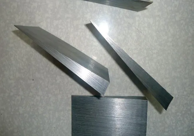 Pad Irons for Machine Tool Support