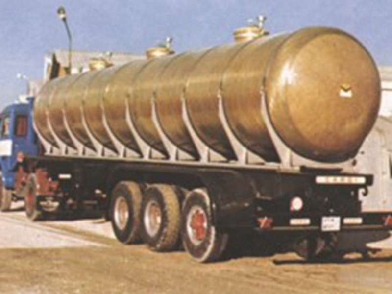 Premium Transport Tanks: Secure & Efficient Liquid/Gas Hauling