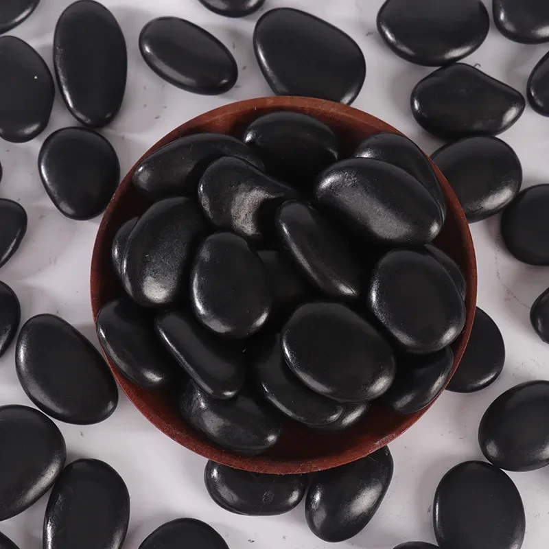 10mm white pebbles for landscaping and decorative use in gardens and outdoor spaces