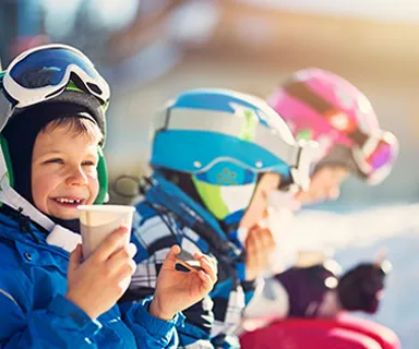 Installing Cobblestones on a Concrete Surface for Enhanced Aesthetics and Durability