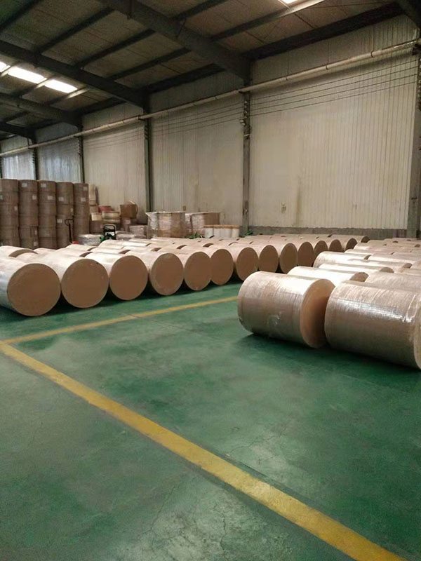 Producer of spiral tube filtering machine