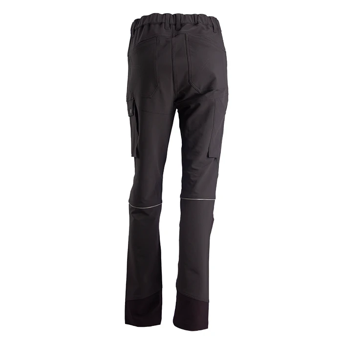 Outdoor Ready: Dog Trainer Pants Built for Rugged Use