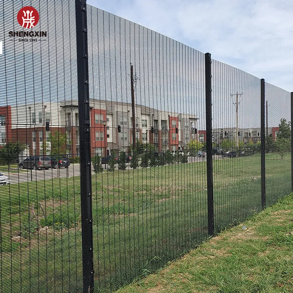 Top Certification for Roll Fencing and Its Essential Benefits for Your Project