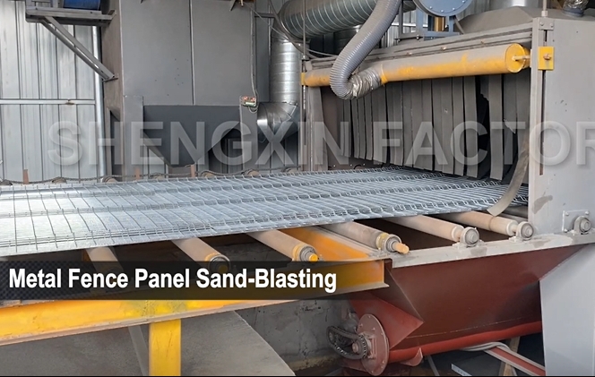 Metal Fence Panel Sand-Blasting