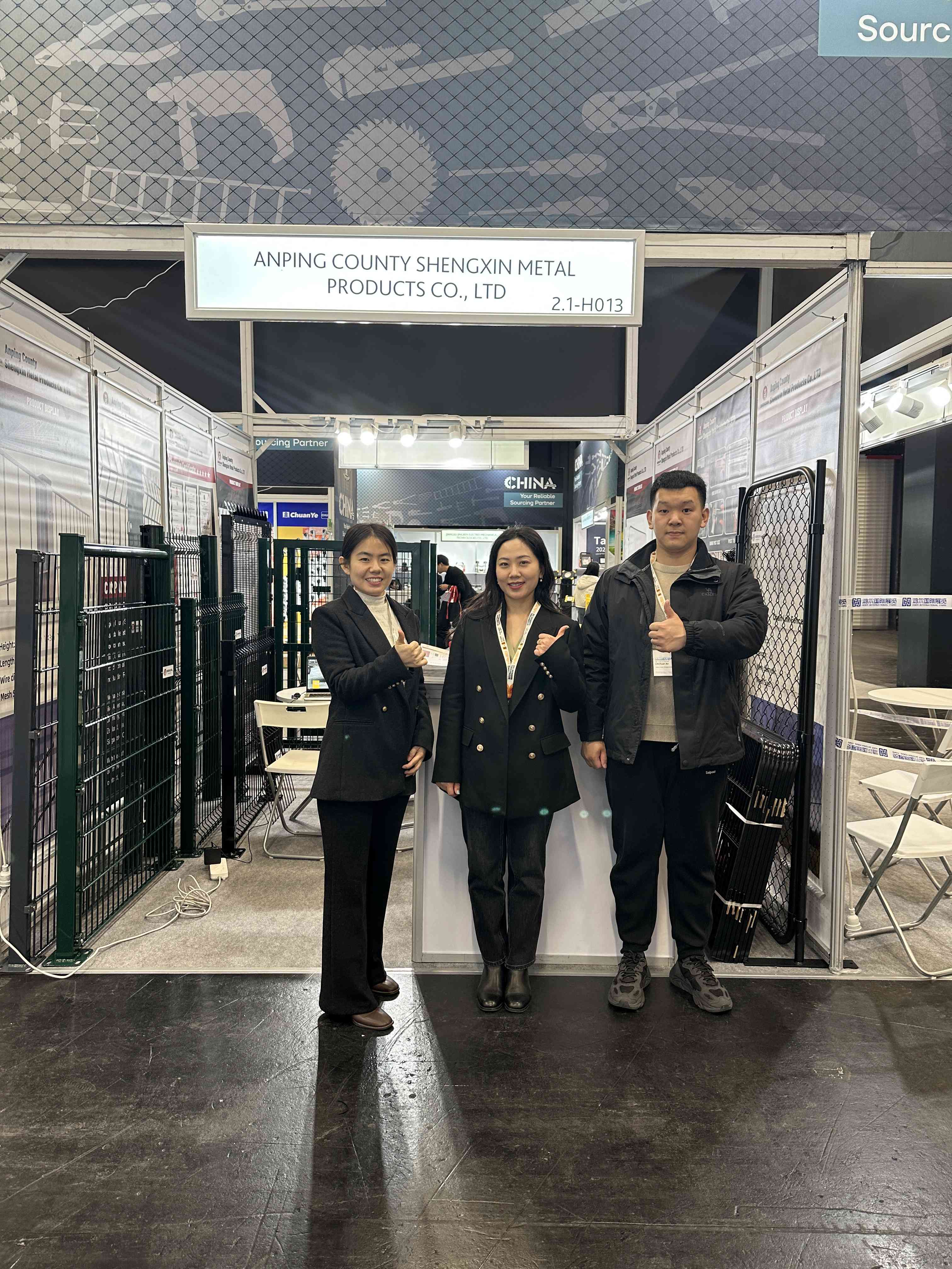 SH50% 3D Profiled Fence Exporter for Superior Quality and Durability Solutions