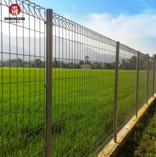 Roll Top PVC Coated Welded Wire Mesh Fence Panel