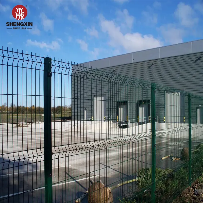 Innovative Designs for Contemporary Metal Fencing Solutions and Products