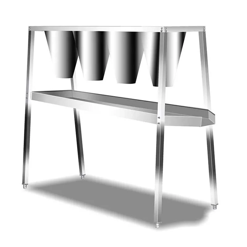 Choosing the Right Chicken Cages for Safe Transport and Display