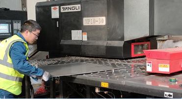 Designing an Optimal Enclosure for Raising Poultry Birds at Home Designing an Optimal Enclosure for Raising Poultry Birds at Home