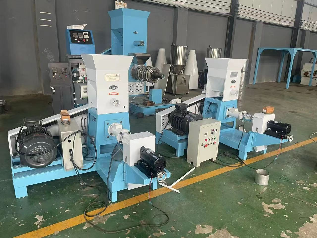 automatic pig feeding system