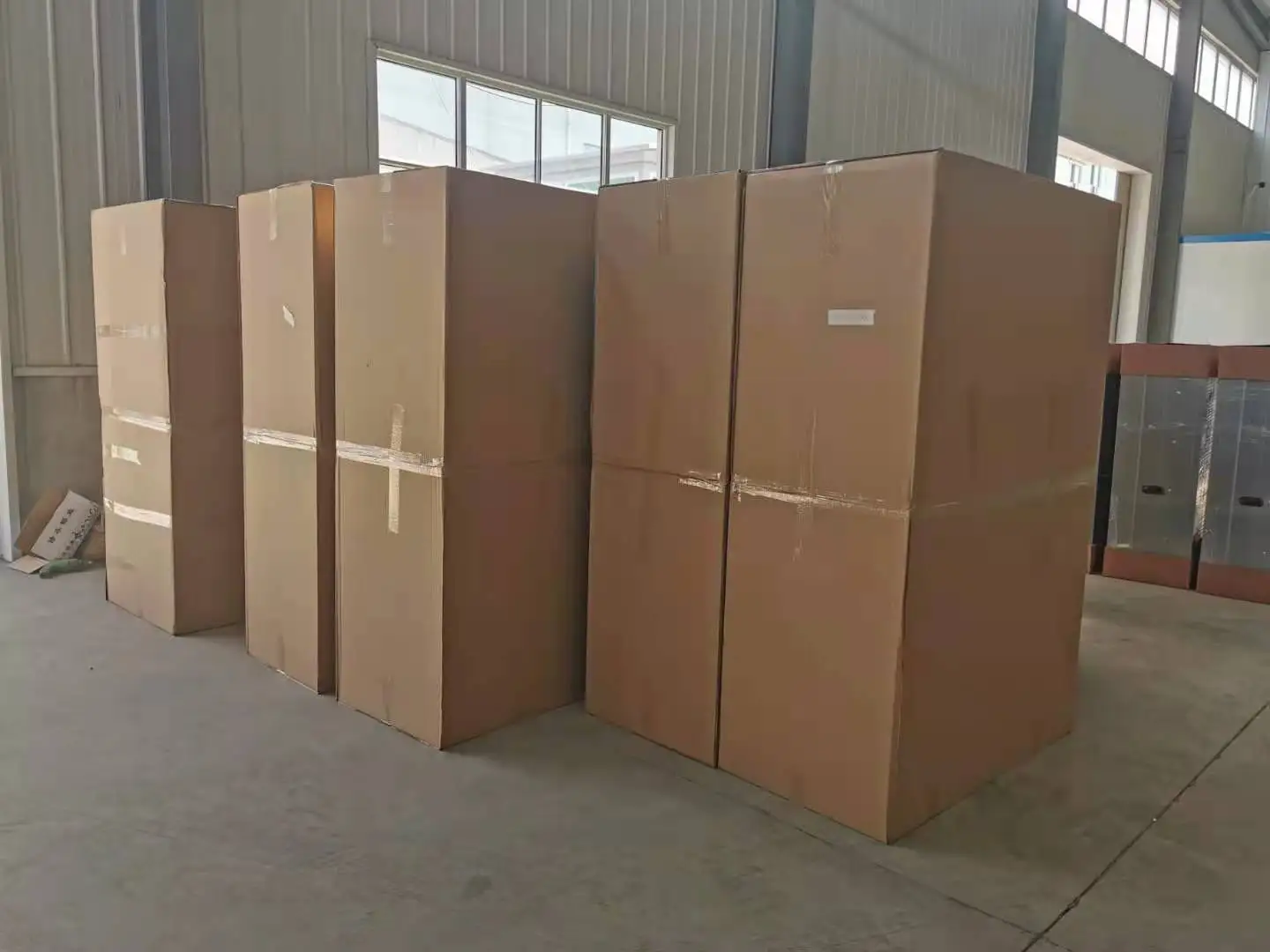 Choosing the Right Exhaust Fans for Your Grow Room to Optimize Airflow and Plant Growth