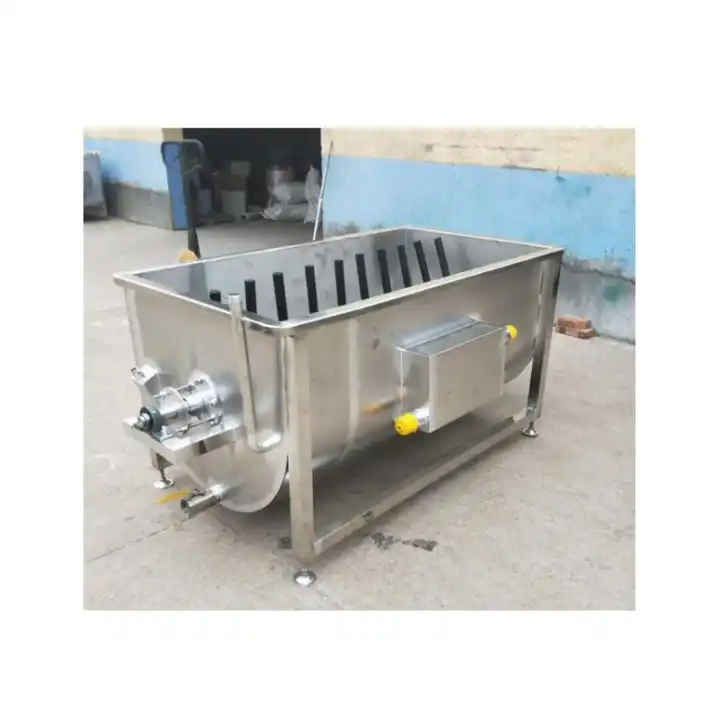 small cattle feed mixer