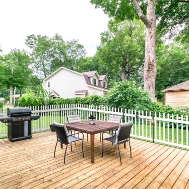Vinyl Panel Fence: A Modern Solution for Garden and Property Fencing