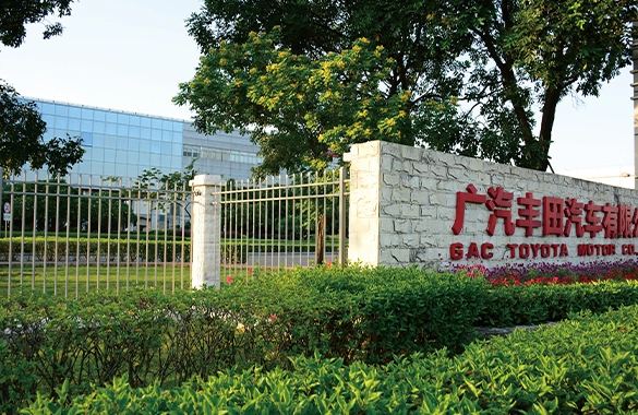 Located in Nansha District, Guangzhou City, two phases of the project will be completed in 2019/2021 respectively, amounting to more than 1.5 million and 8 kilometres in length. The main products arecolumns and welded fence. The material is hot galvanised pipe, Akzo powder.