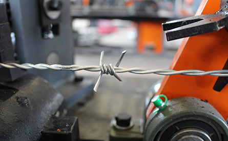 Three-Foot Field Fencing Solutions for Enhanced Perimeter Security and Livestock Management