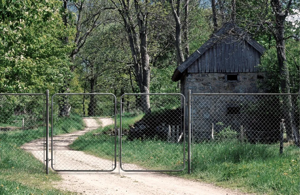 Chain Link Fence Panels: 6x6 and 6x8 Sizes for Versatile Applications