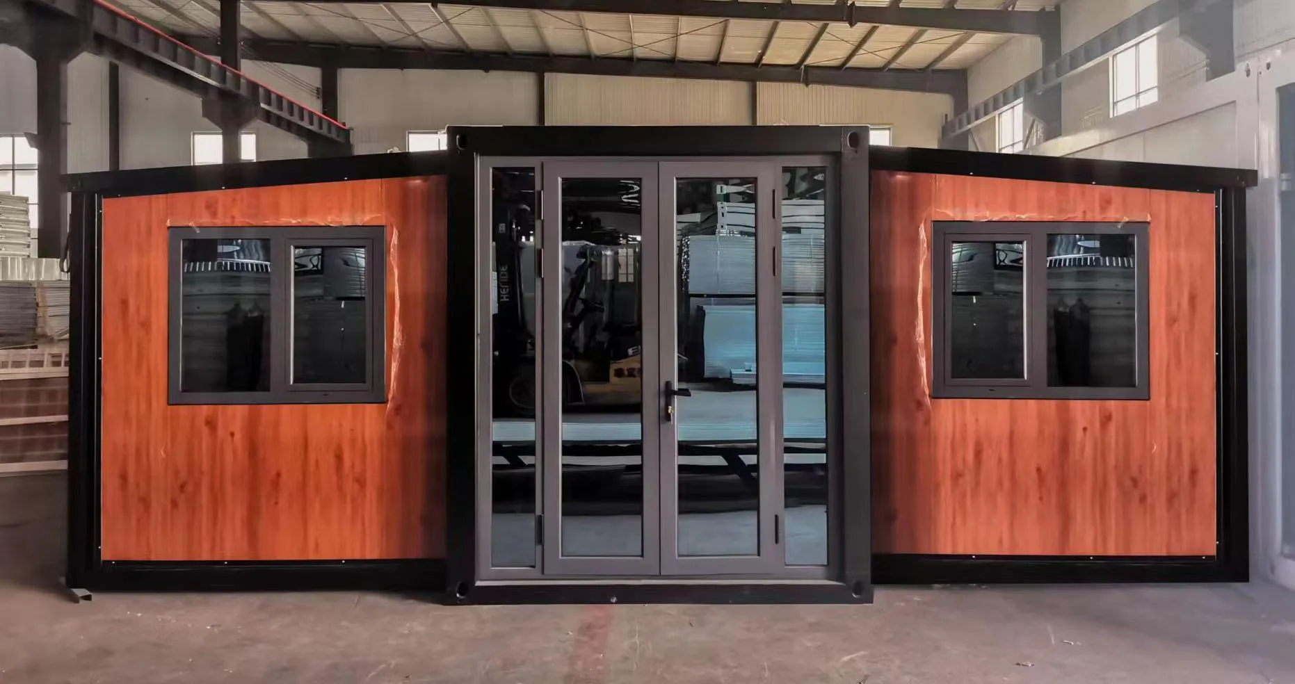 Expandable Container House