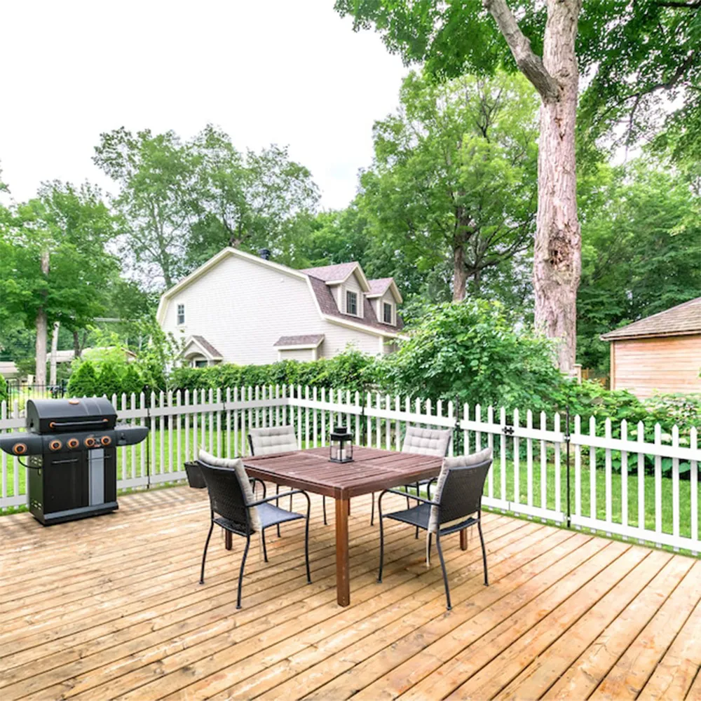 Read More About vinyl panel fence