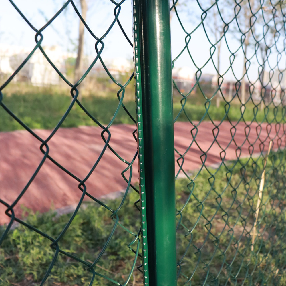 Durable 7% Chain Link Fence Gate for Enhanced Security and Easy Access