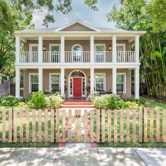 Durable Wood Fence Gate - Secure & Stylish Entry for Your Home