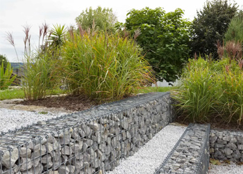 chain link fence with top and bottom rail