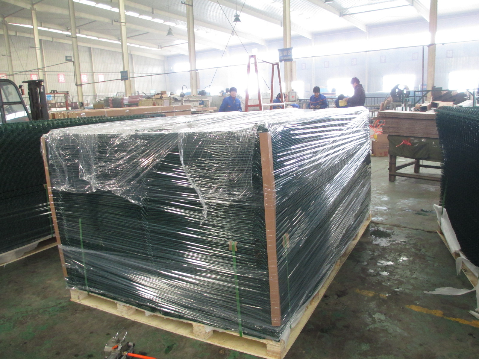 6 foot high metal fence panels