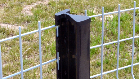 metal livestock fence posts