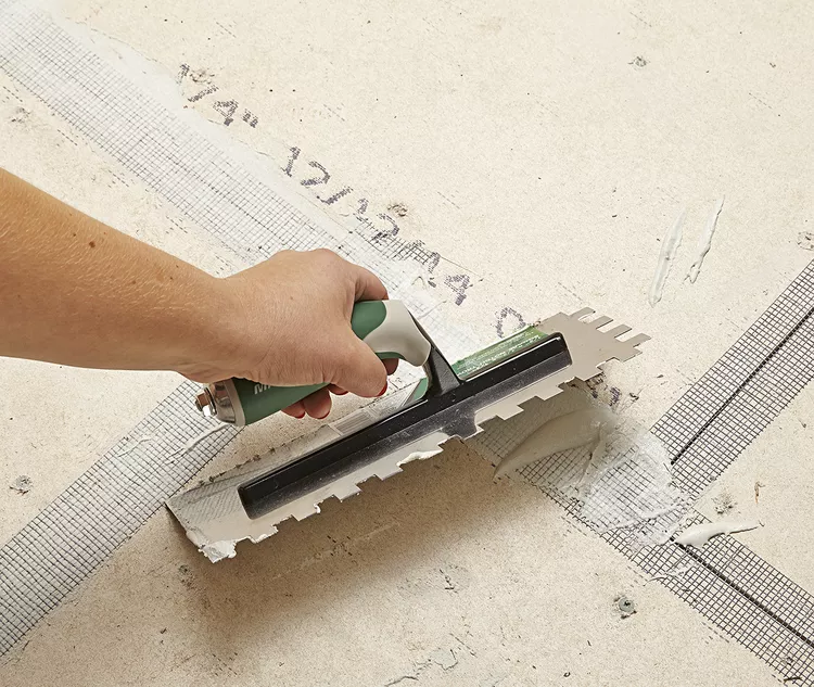 Fiberglass Mesh for Enhanced Strength in Plaster Applications