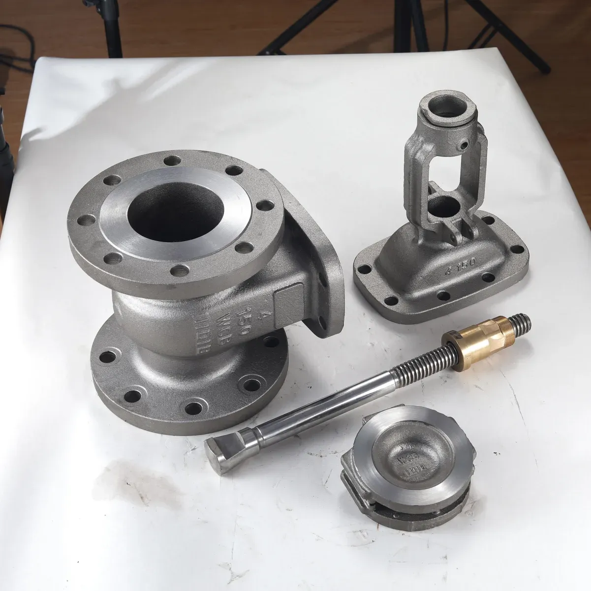 three way needle valve