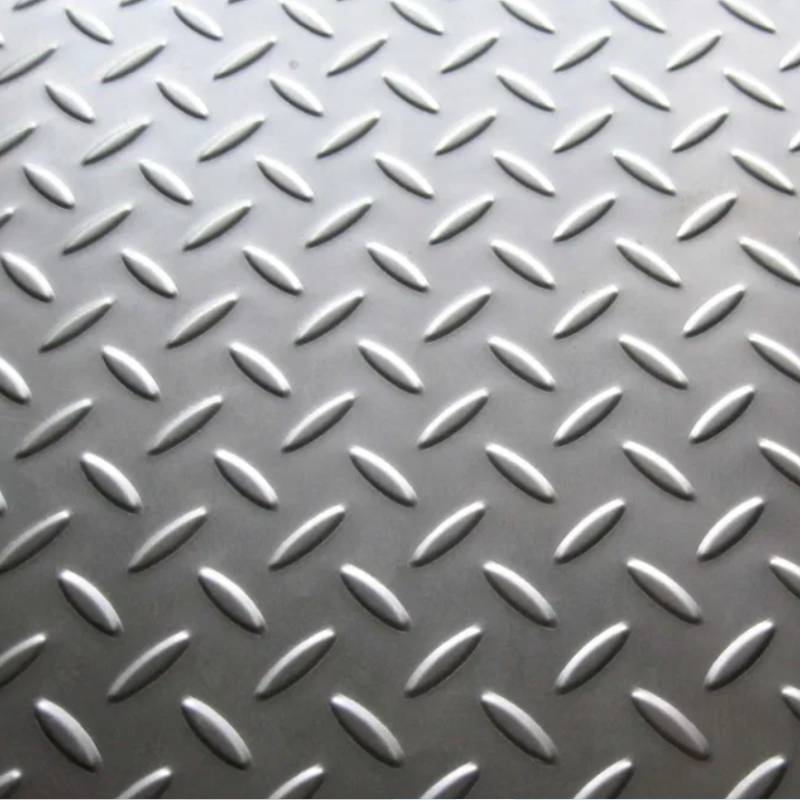 temporary chicken wire fence