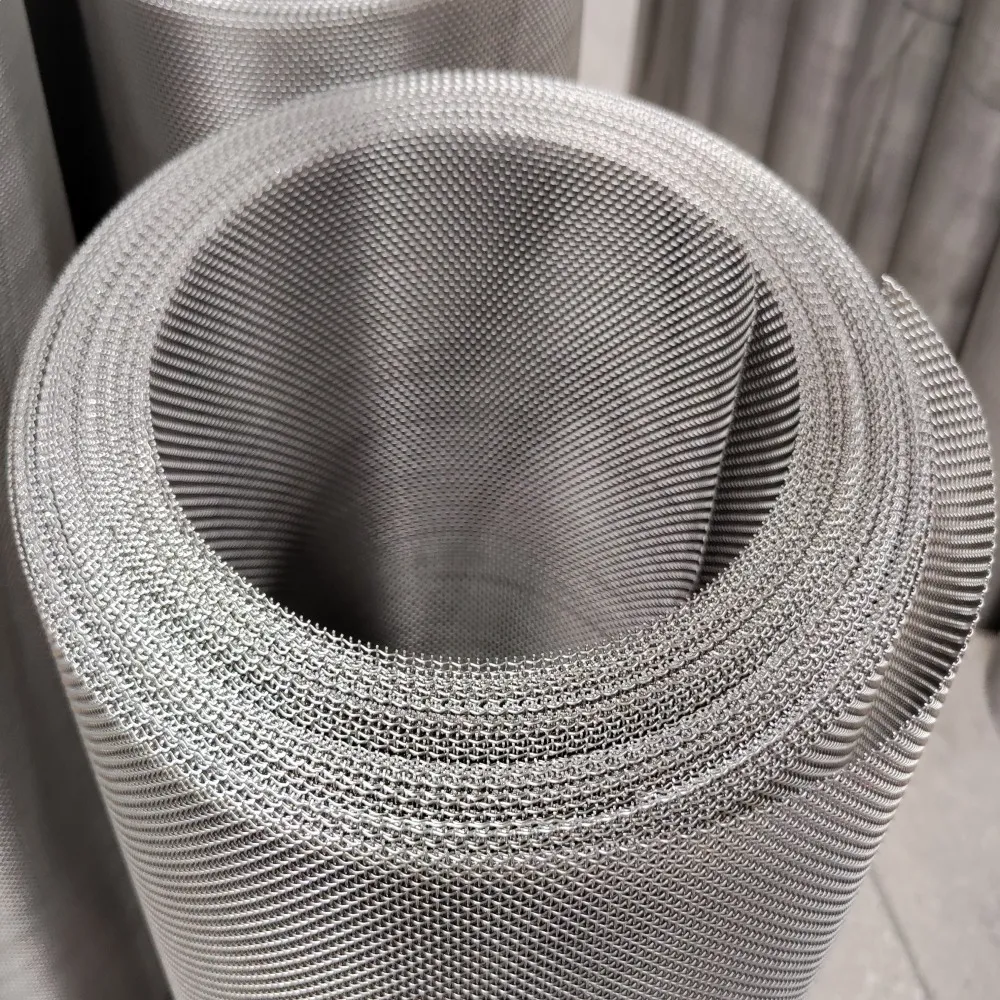 chain link pet enclosure