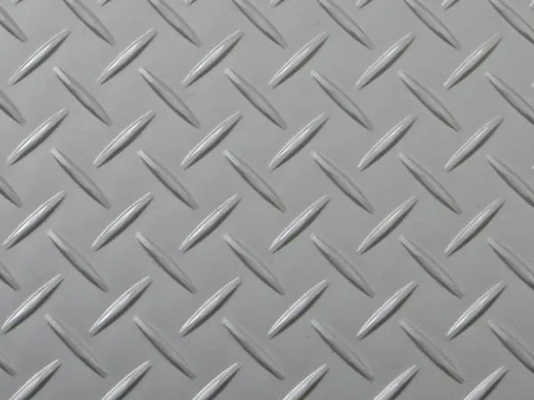 wire mesh fence details