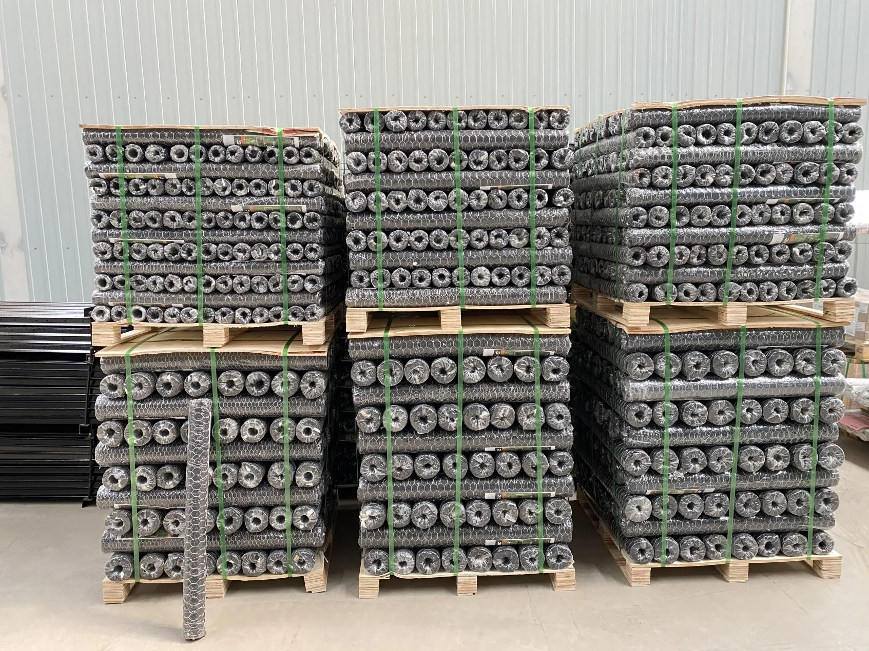 green temporary fence