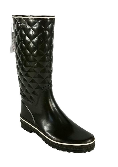 Stylish Quilted Rubber Boots for Rainy Days