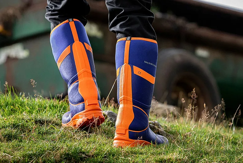 Finding the Perfect Safety Wellies: Balancing Quality, Price, and Performance