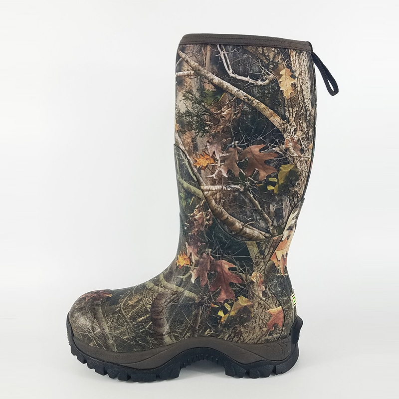 Durable Neoprene Wellington Boots for All Weather Protection and Comfort