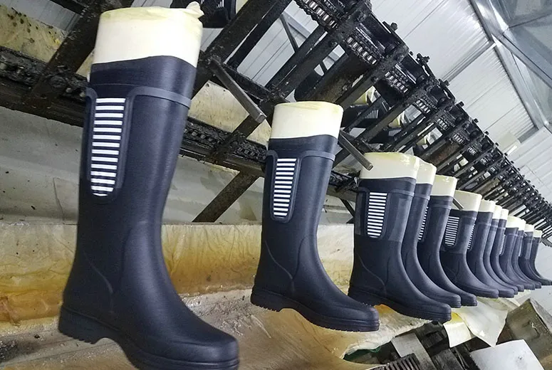 Sailing Boots for Every Weather Condition