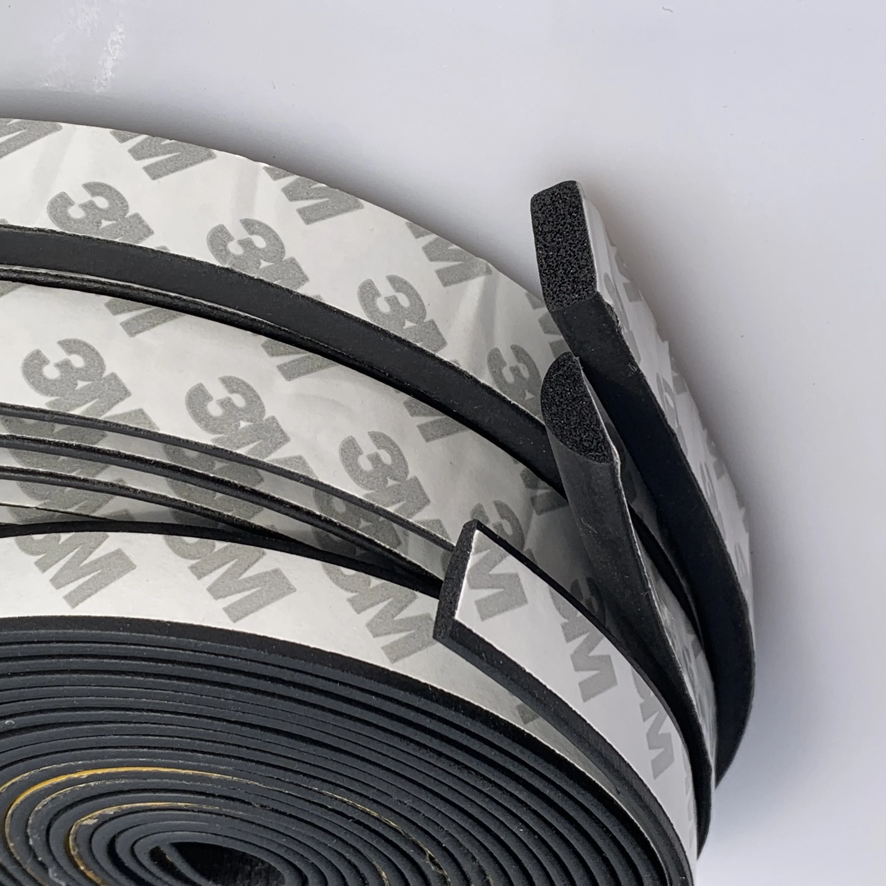 Durable P Seal Strips for Enhanced Sealing and Insulation Performance Durable P Seal Strips for Enhanced Sealing and Insulation Performance