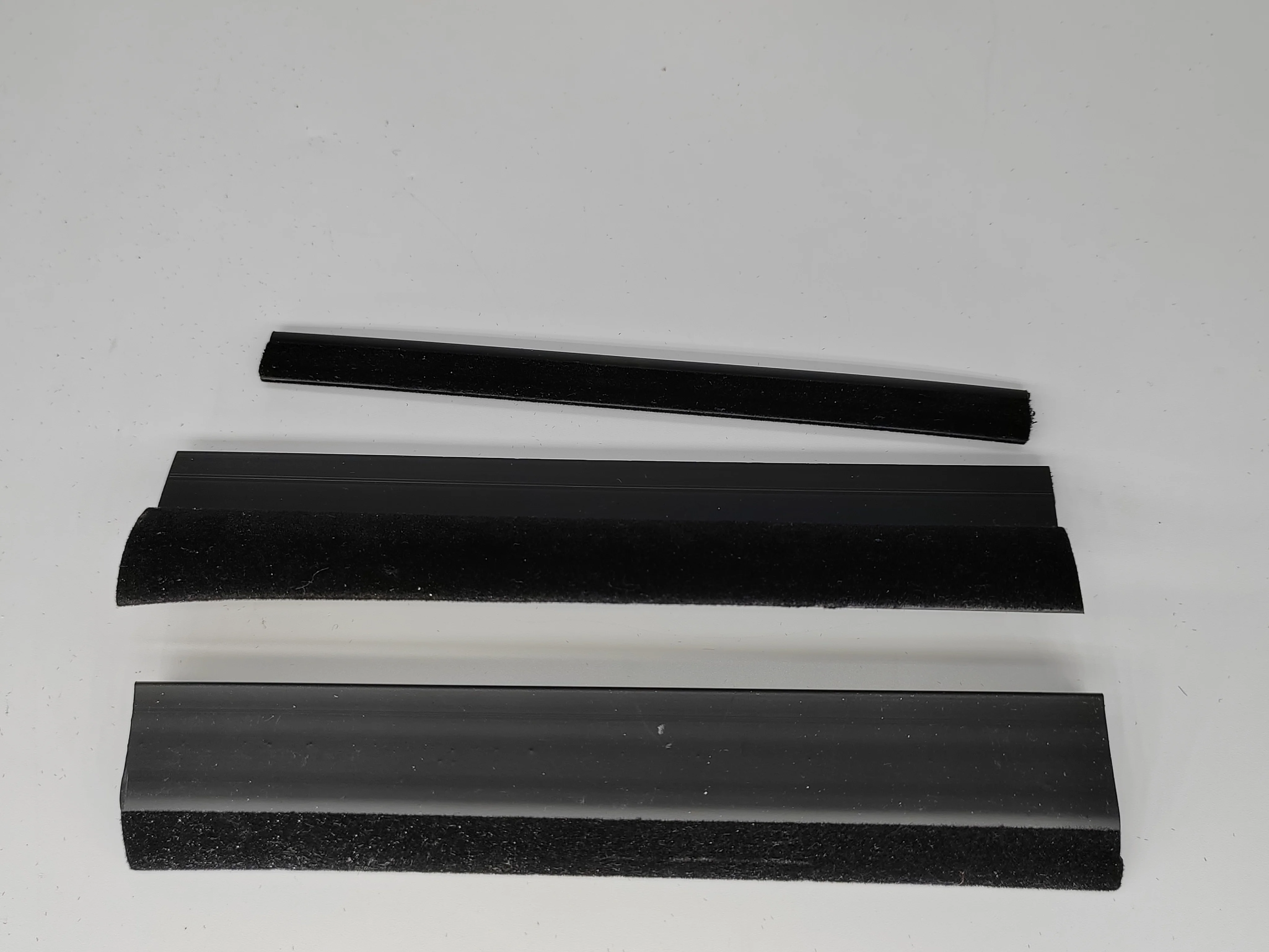 Premium Wooden Door Sealing Strip for Effective Insulation and Noise Reduction