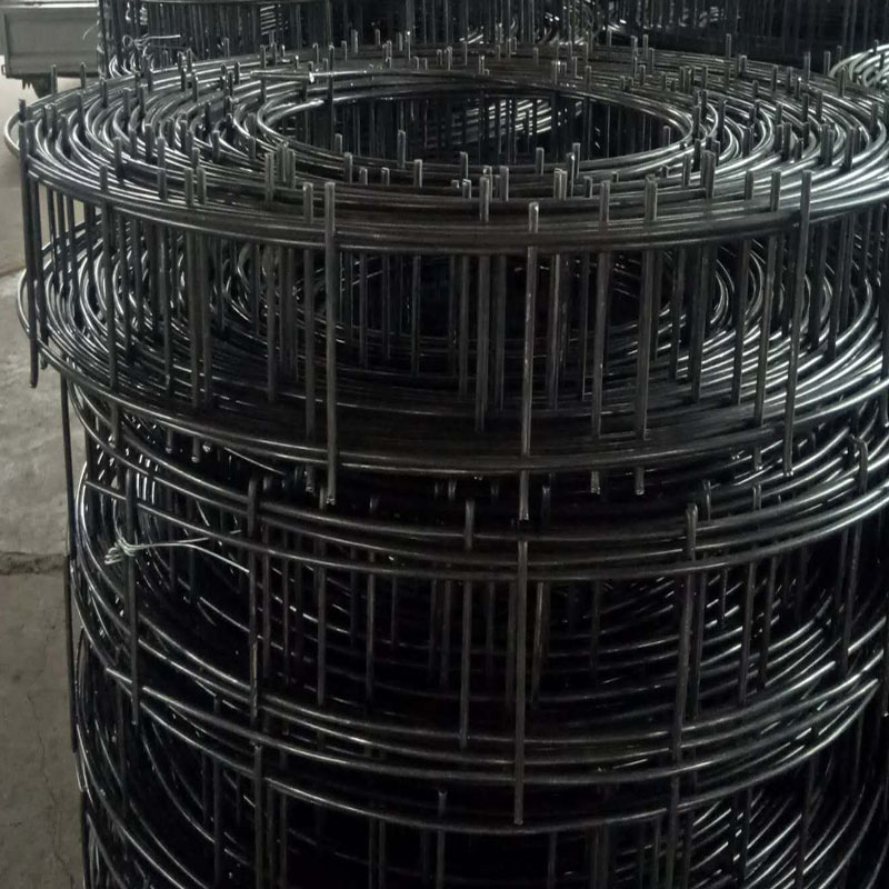 European Fence Manufacturing Companies and Their Contributions to the Industry