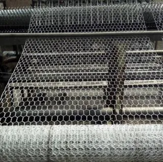 Exploring the Benefits of Hexagonal Wire Mesh