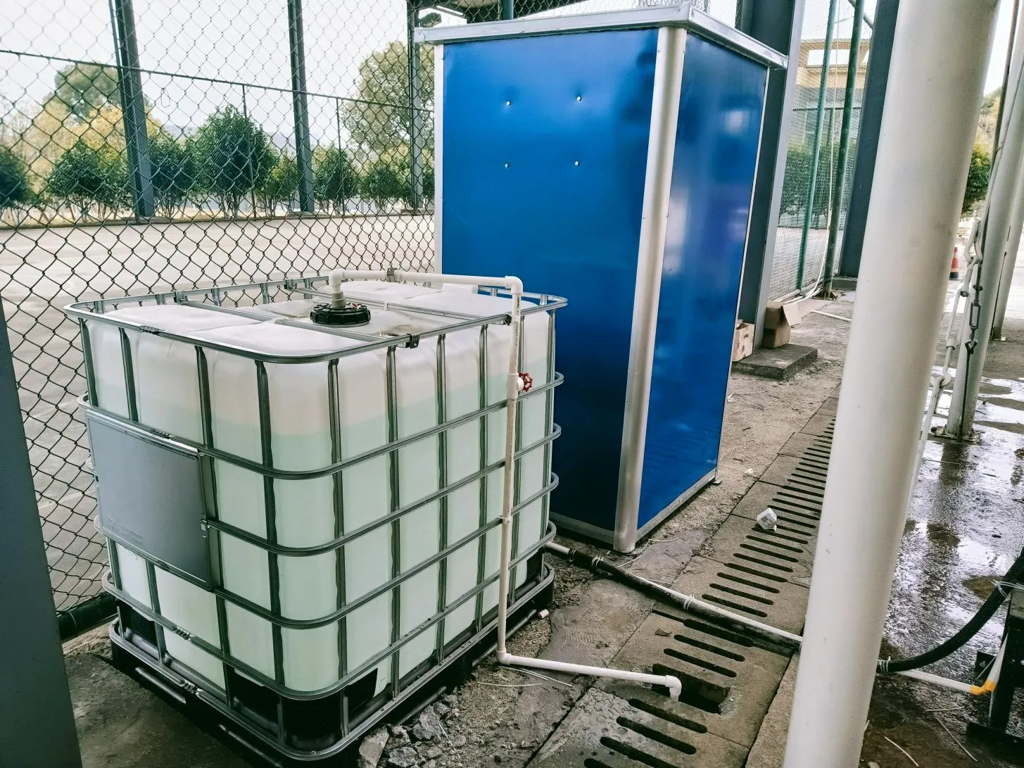 High-Pressure Water Hose for Effective Car Washing Solutions and Services