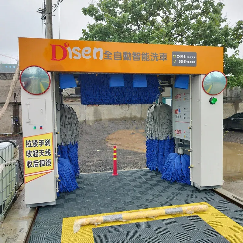 Itsepalvelu auton pesukone kolikolla toimiva